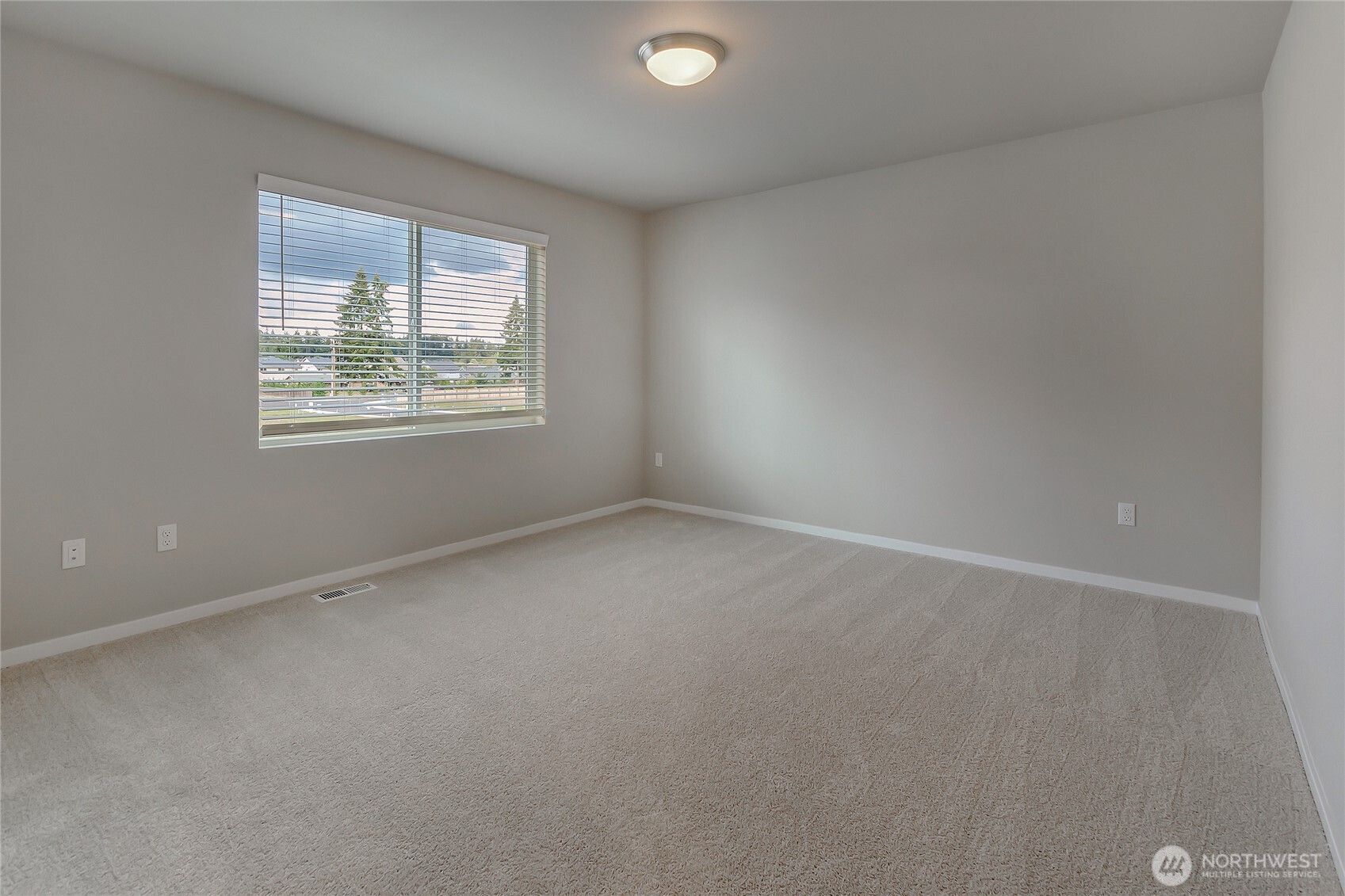 18310 37th Avenue Ct Property Photo 17