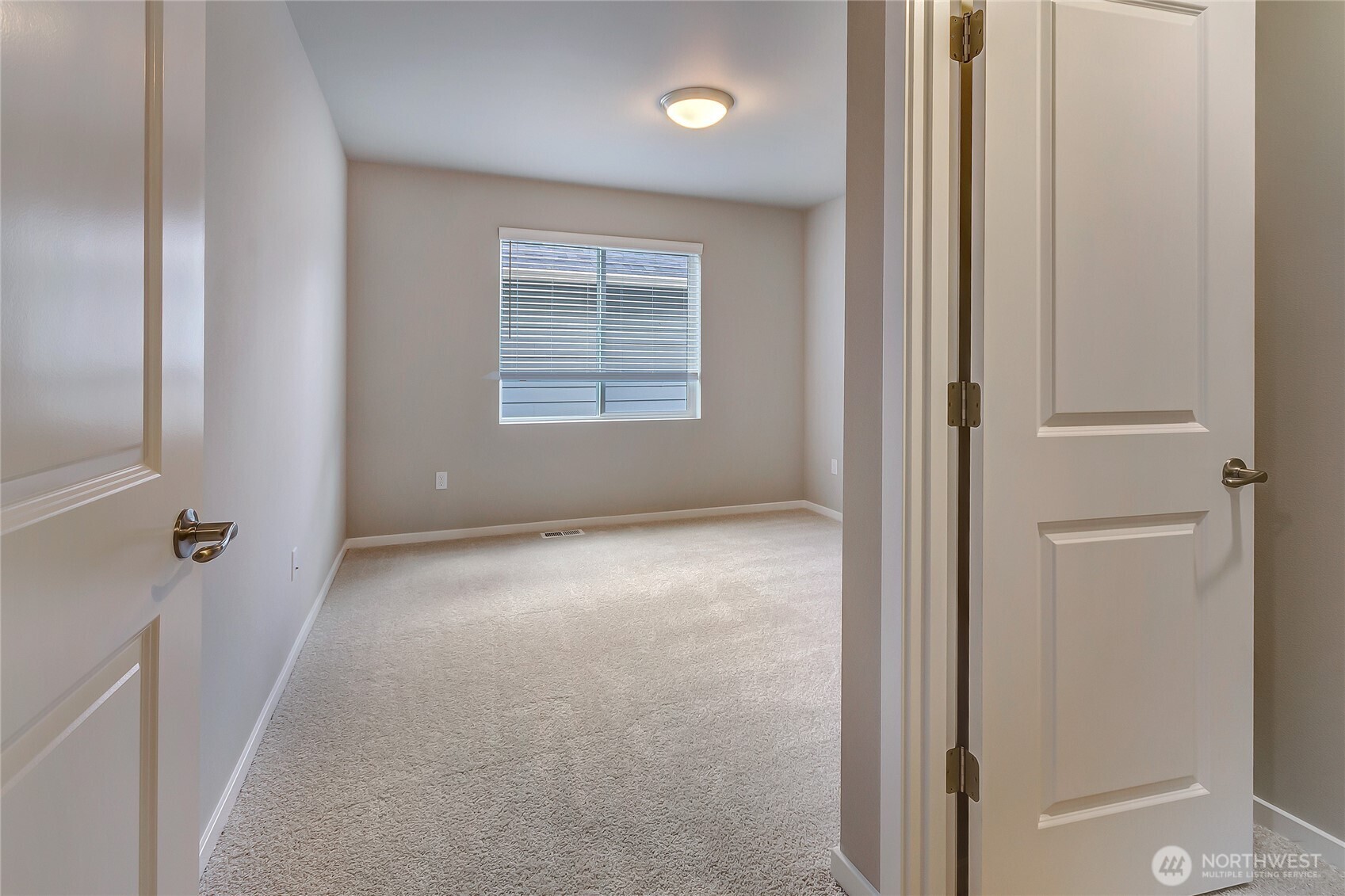 18310 37th Avenue Ct Property Photo 19