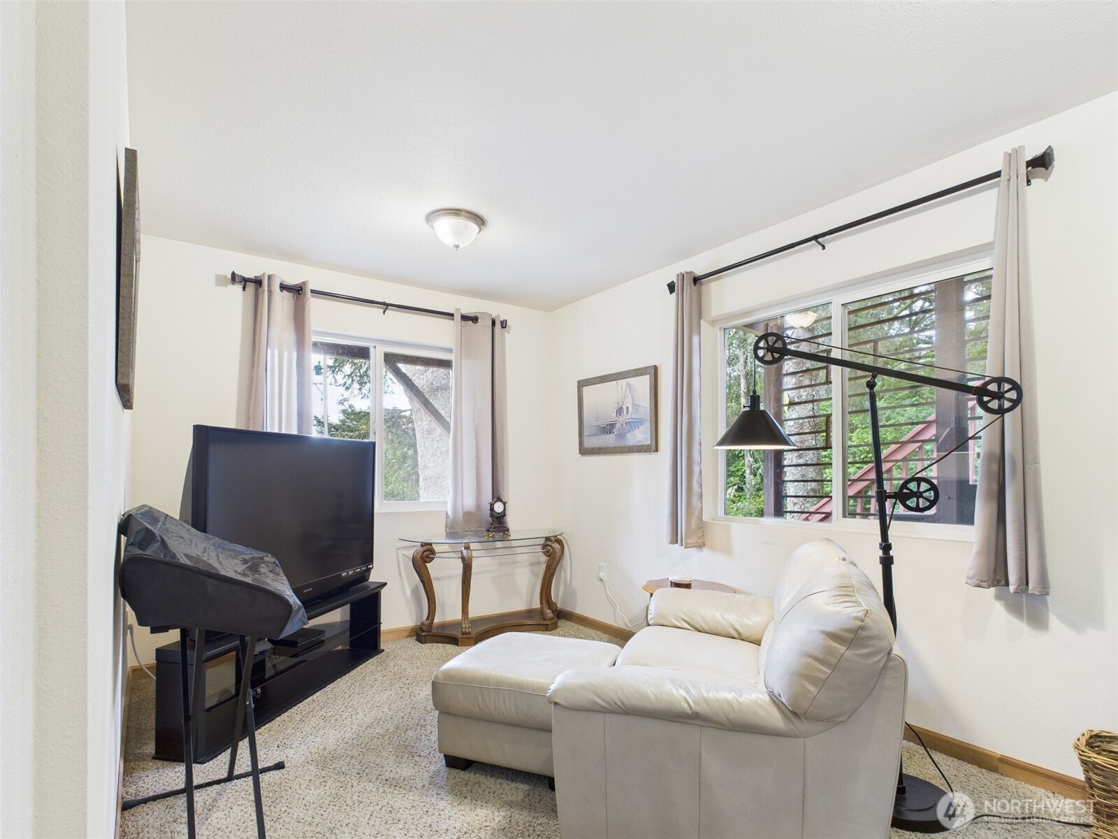1019 Catala Avenue Property Photo 12