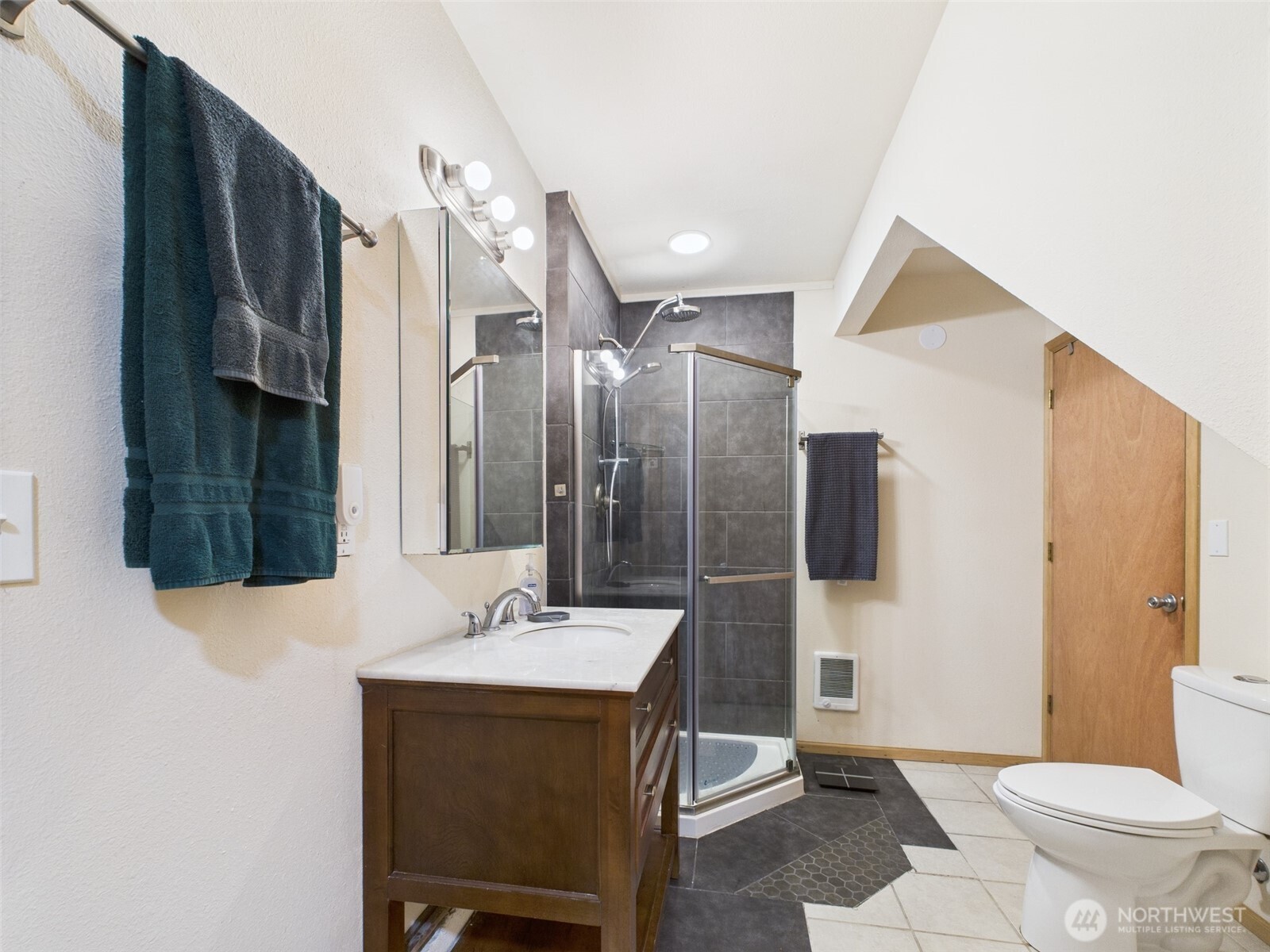 1019 Catala Avenue Property Photo 13