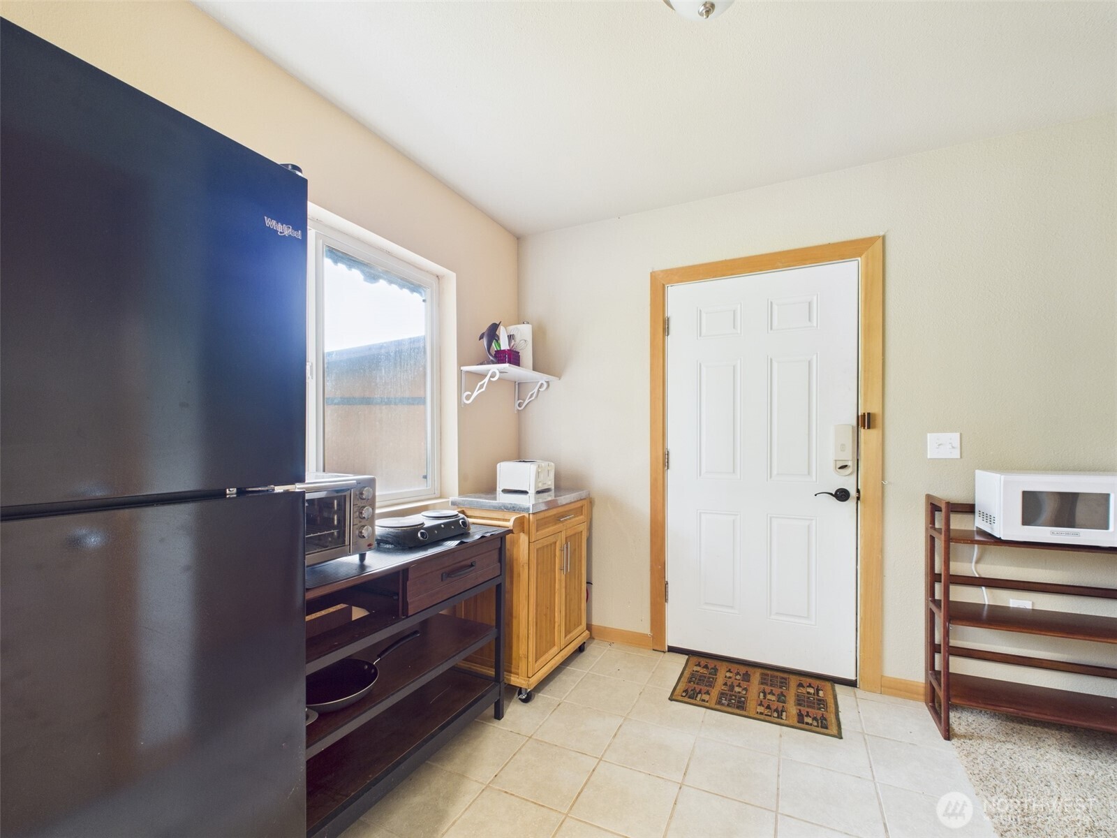 1019 Catala Avenue Property Photo 16
