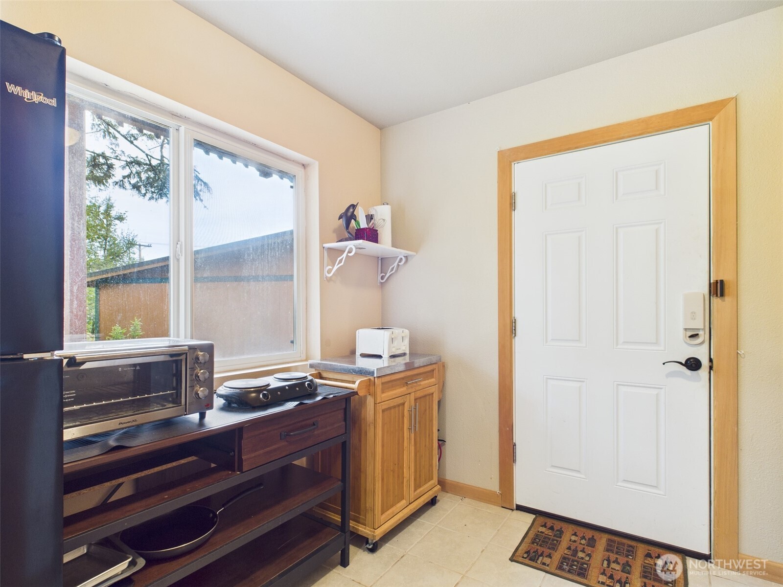 1019 Catala Avenue Property Photo 17