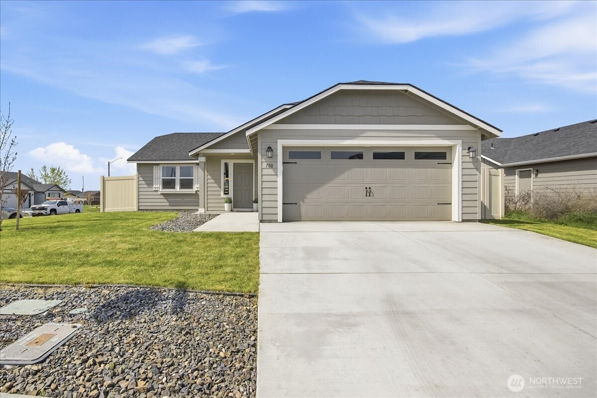 700 Regina Place Property Photo 1