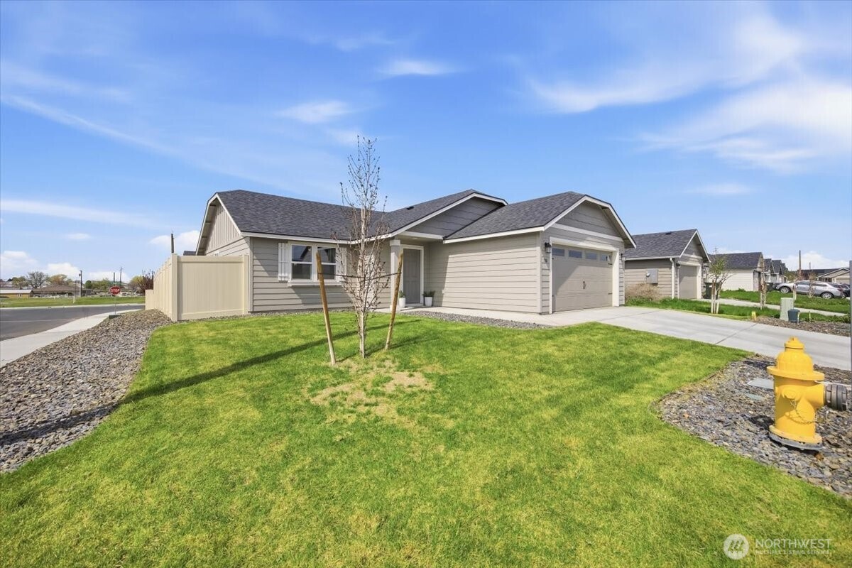 700 Regina Place Property Photo 2