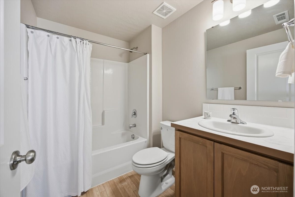 700 Regina Place Property Photo 14