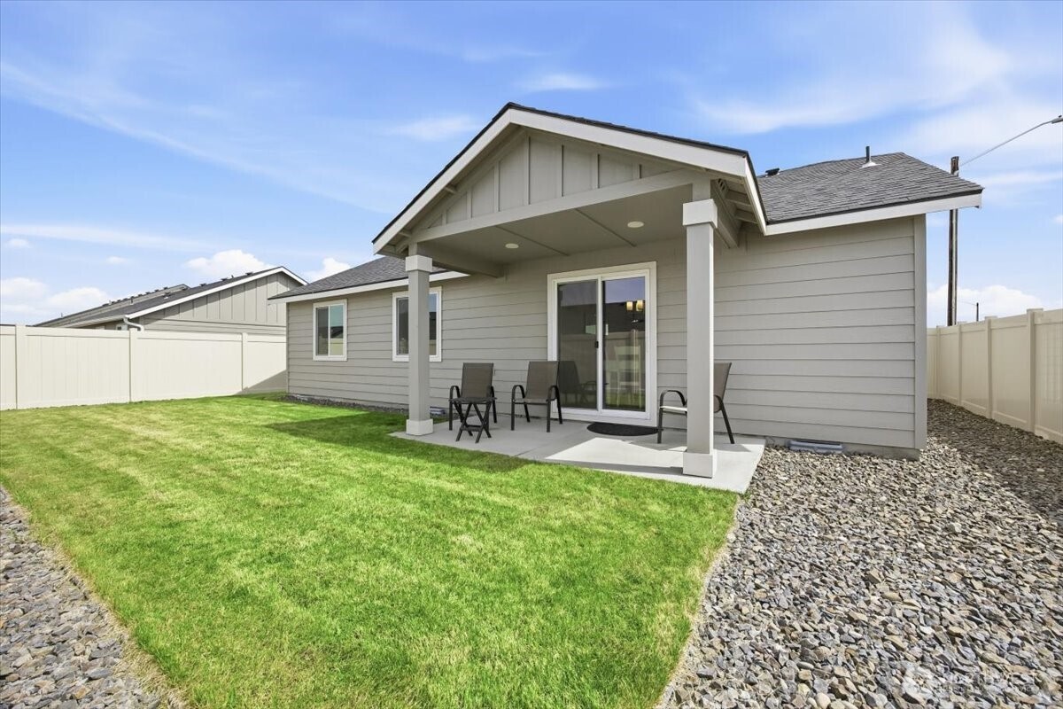700 Regina Place Property Photo 23