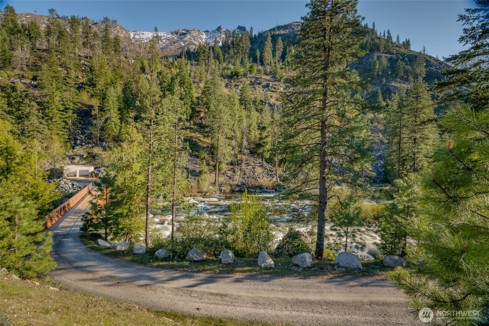 7003 Icicle Road Property Photo 14