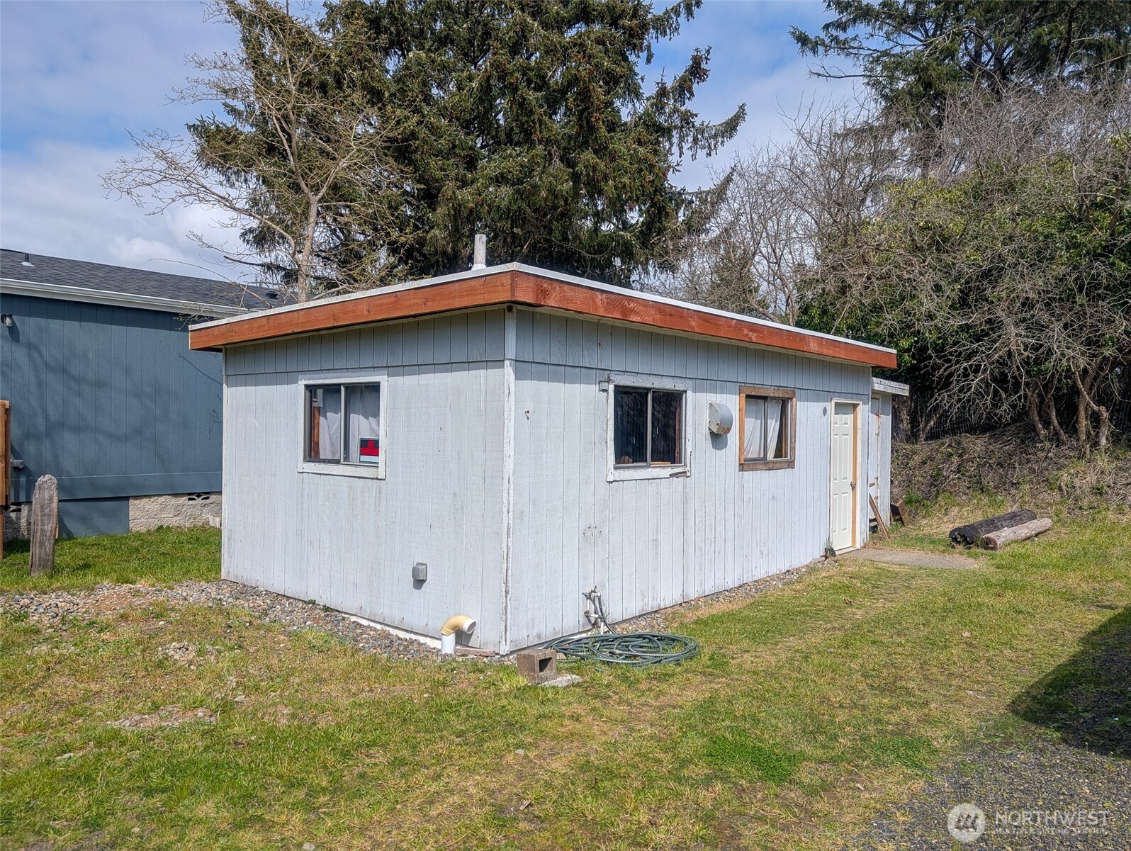 808 Magellan Avenue Property Photo 4