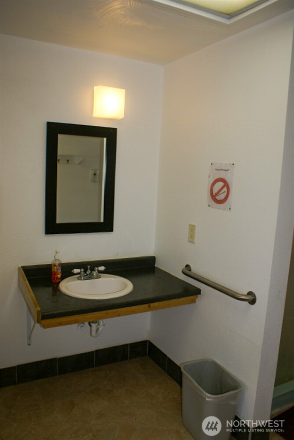 808 Magellan Avenue Property Photo 14