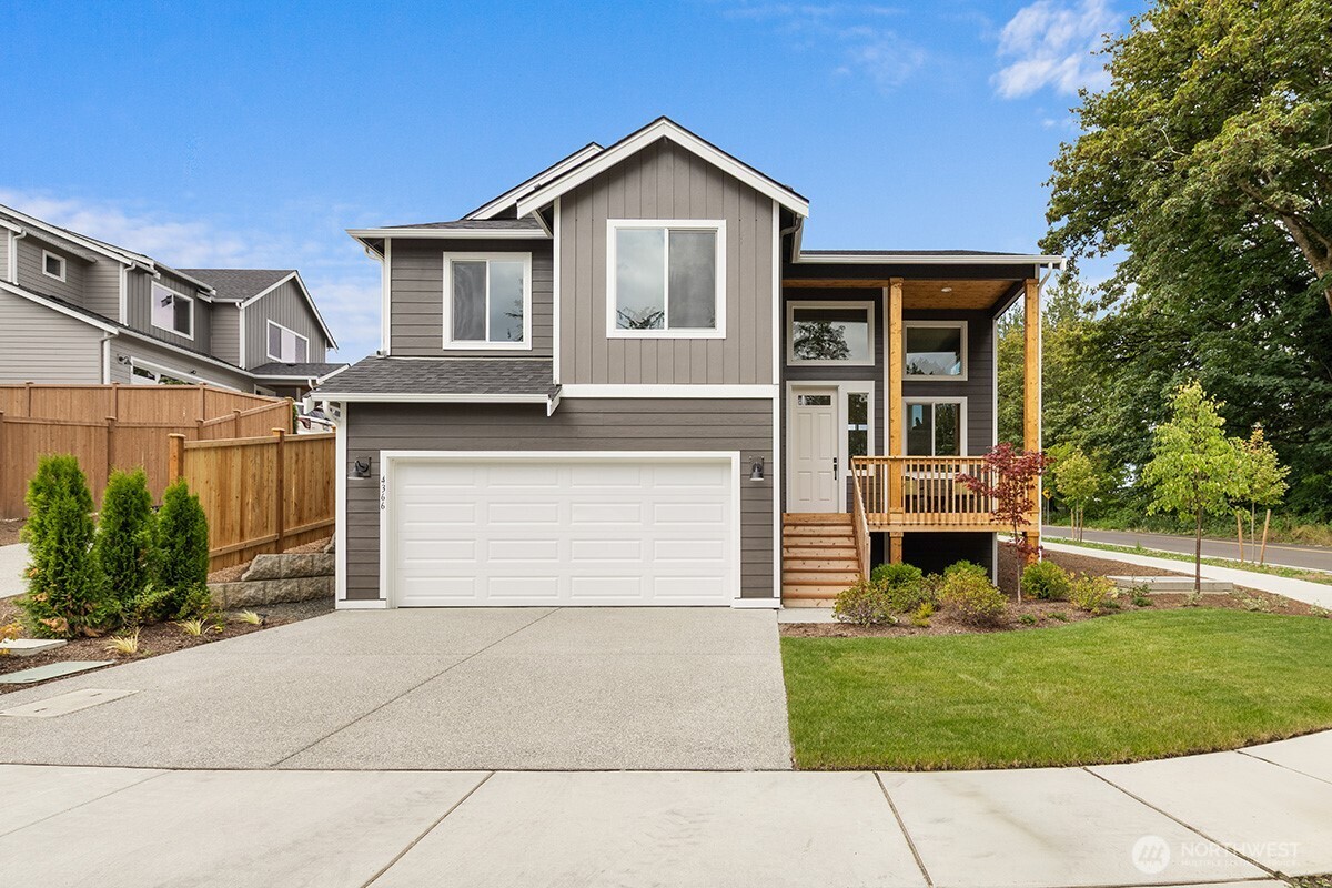 4366 72nd Drive Property Photo 2