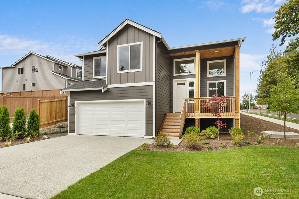 4366 72nd Drive Property Photo 3
