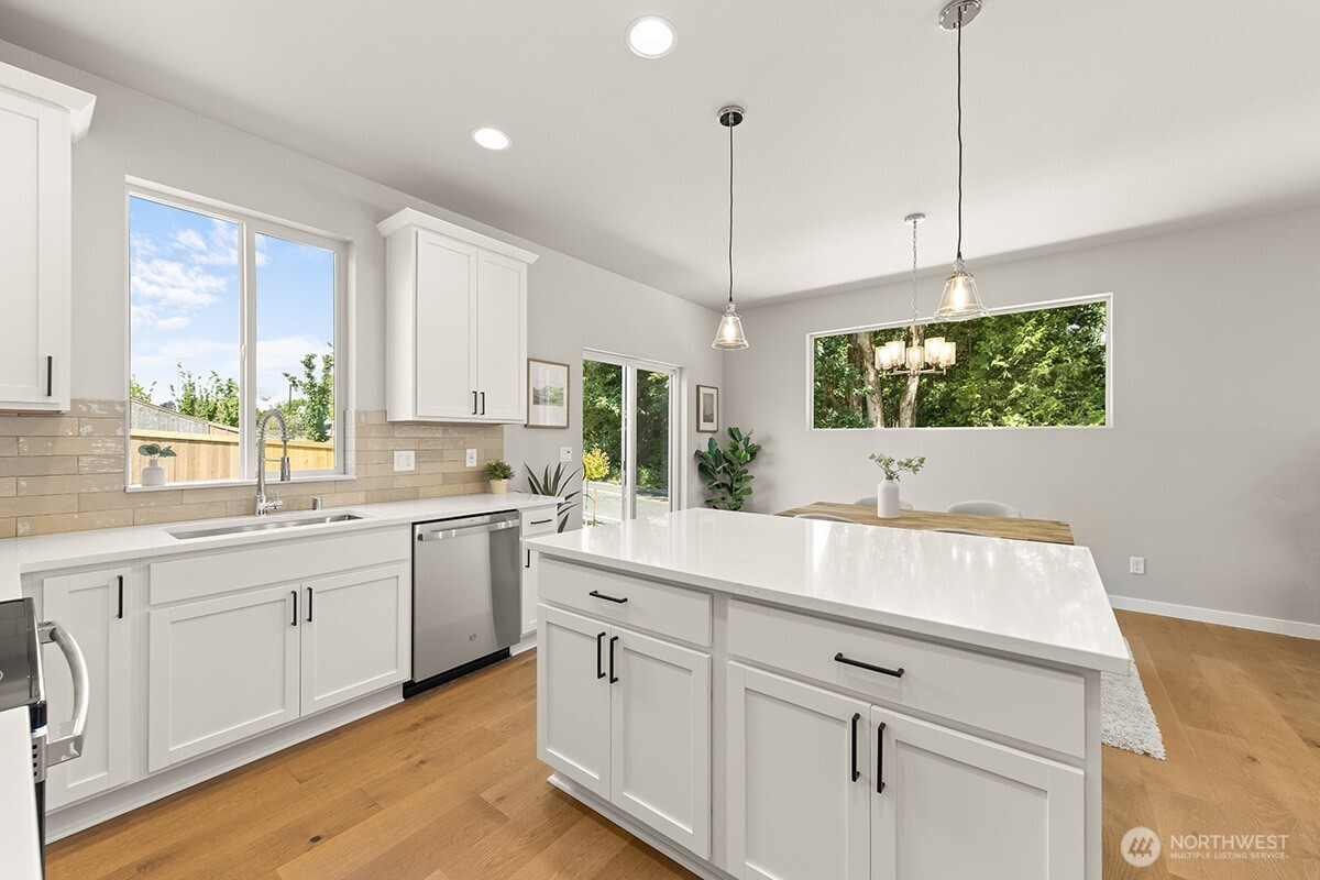 4366 72nd Drive Property Photo 14
