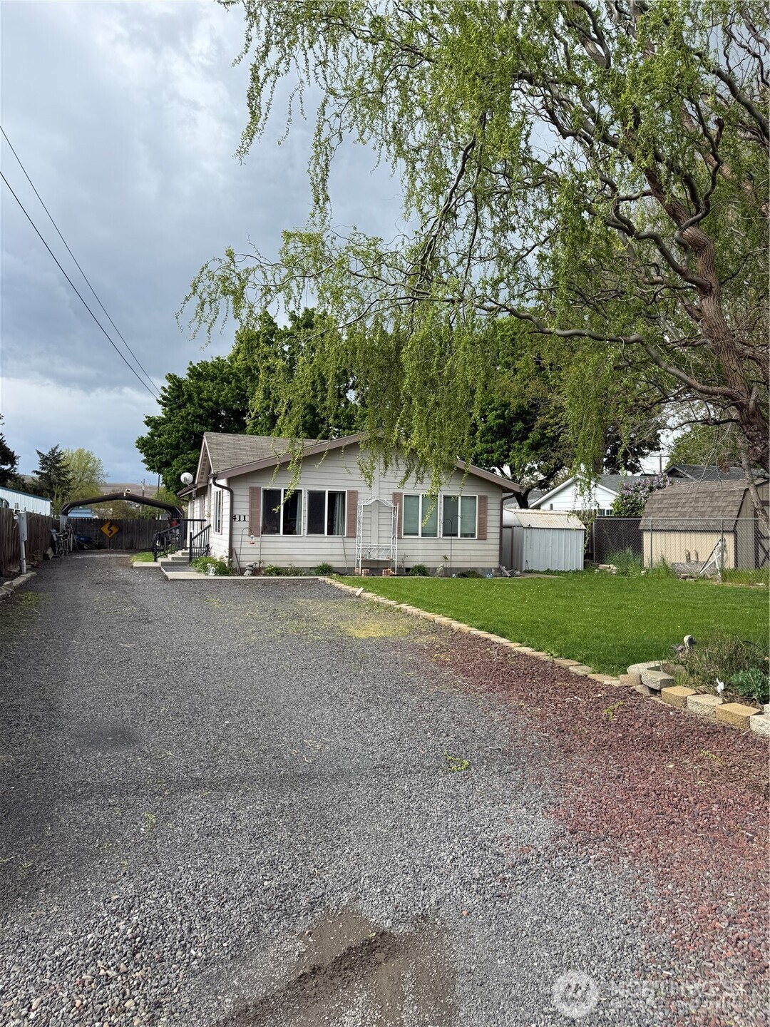 411 E Pearson Street Property Photo 2