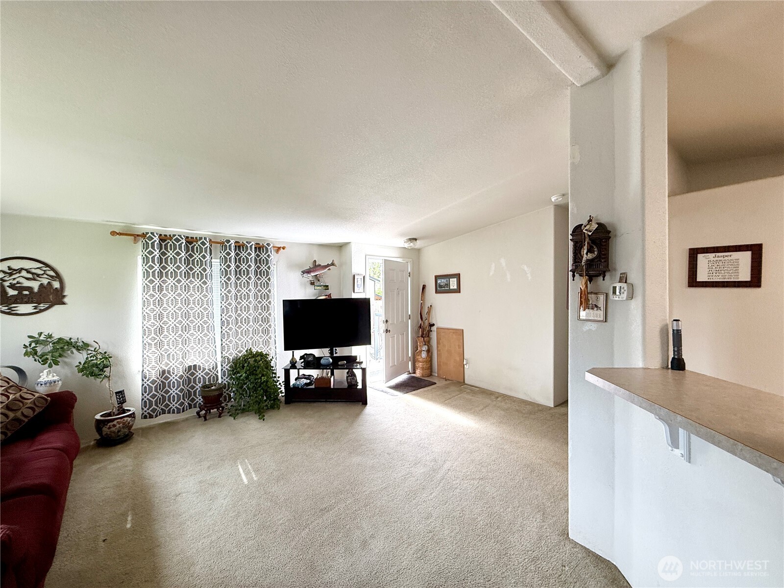 411 E Pearson Street Property Photo 4