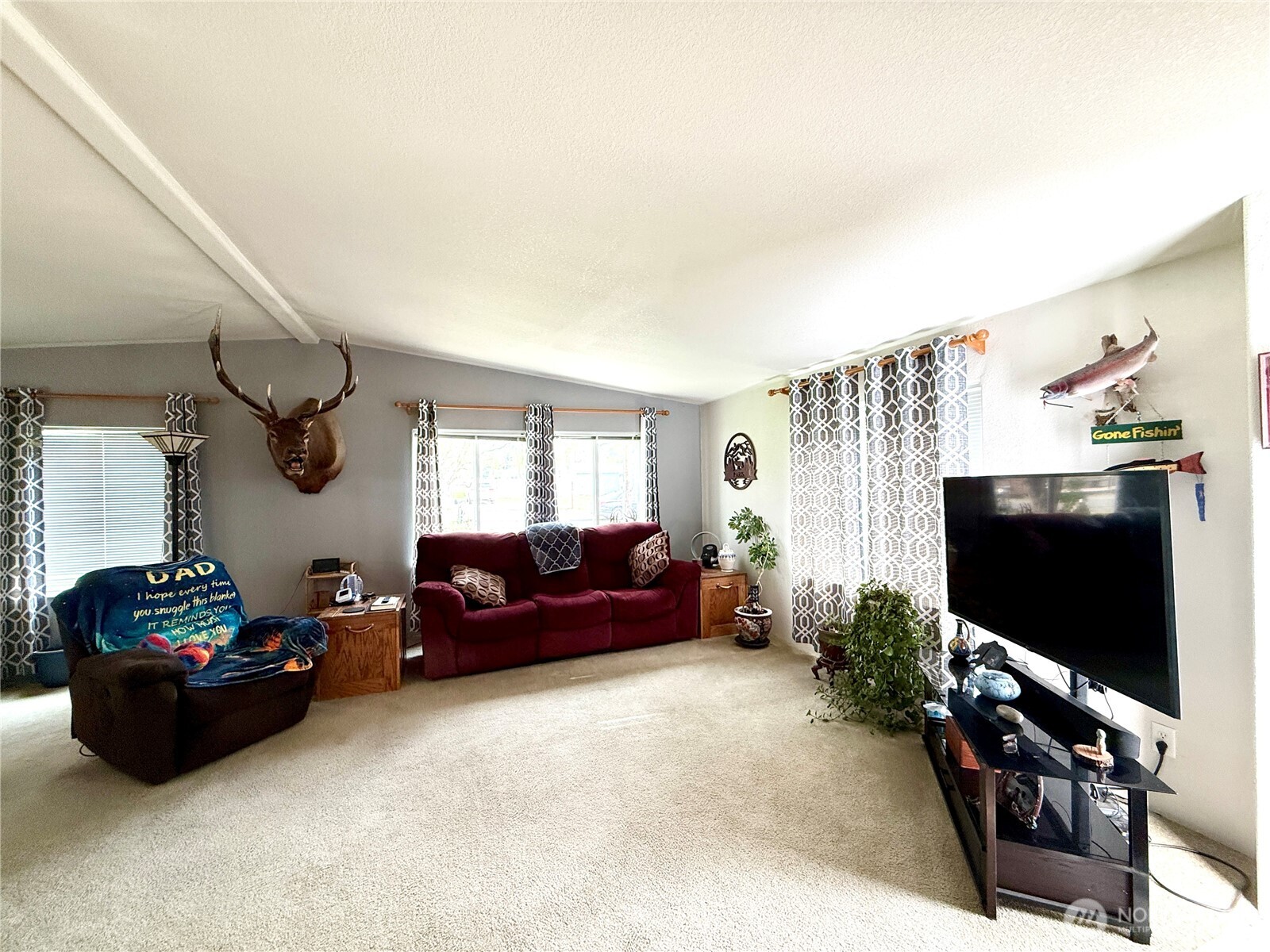 411 E Pearson Street Property Photo 5