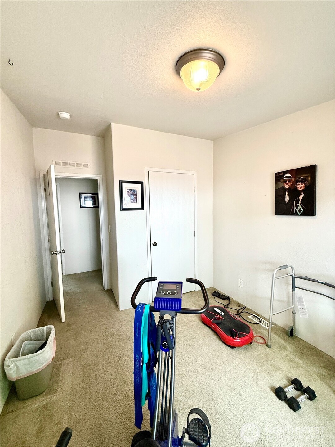 411 E Pearson Street Property Photo 13