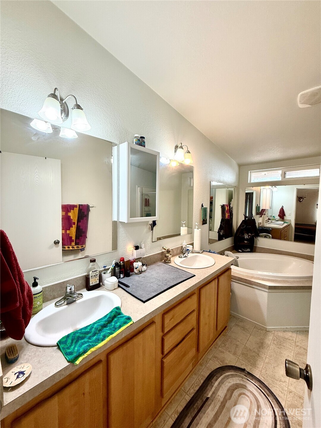 411 E Pearson Street Property Photo 17