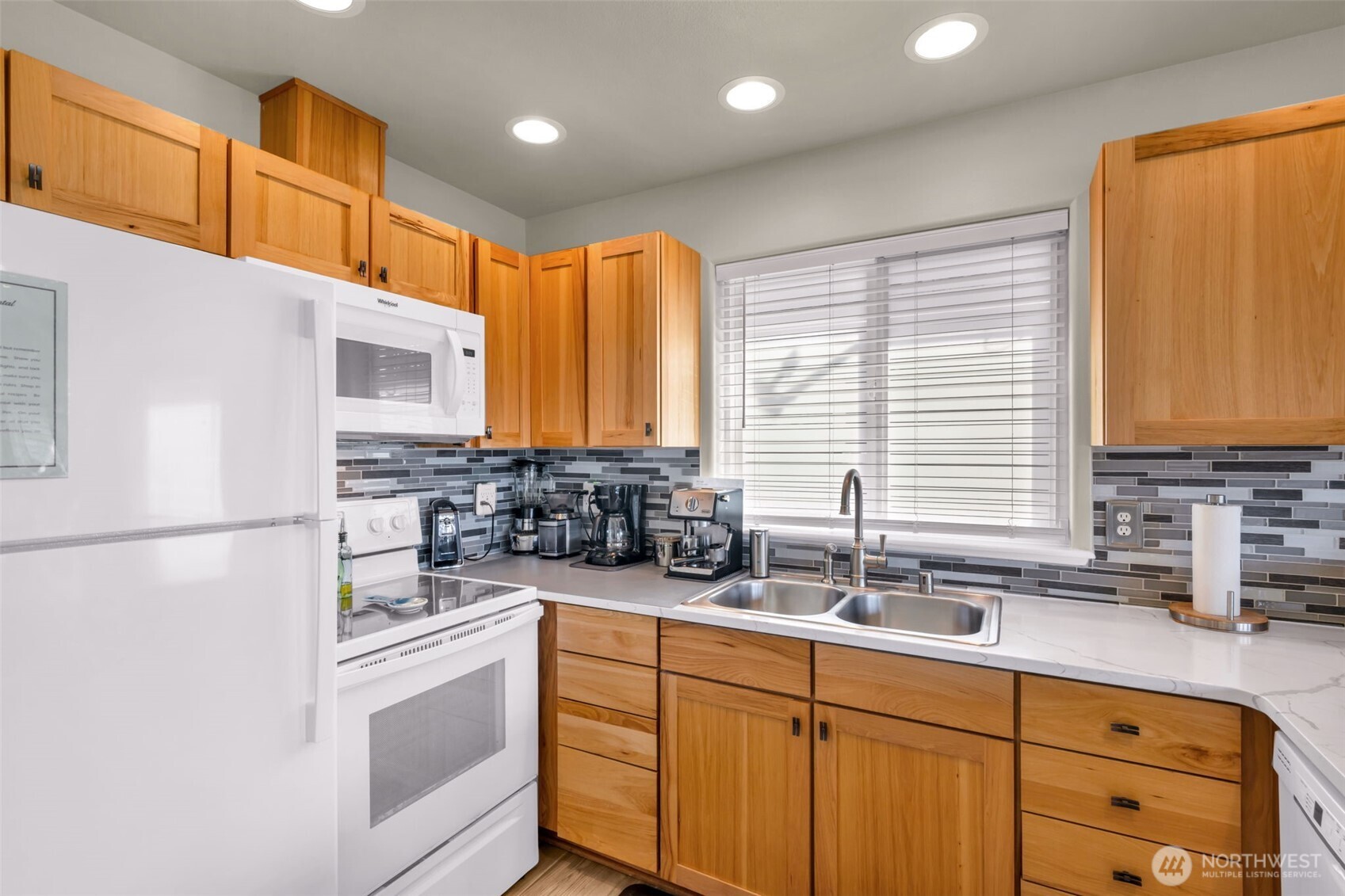 9 Darien Lane Property Photo 13