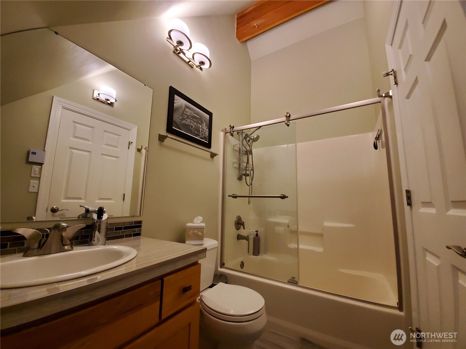 9 Darien Lane Property Photo 23