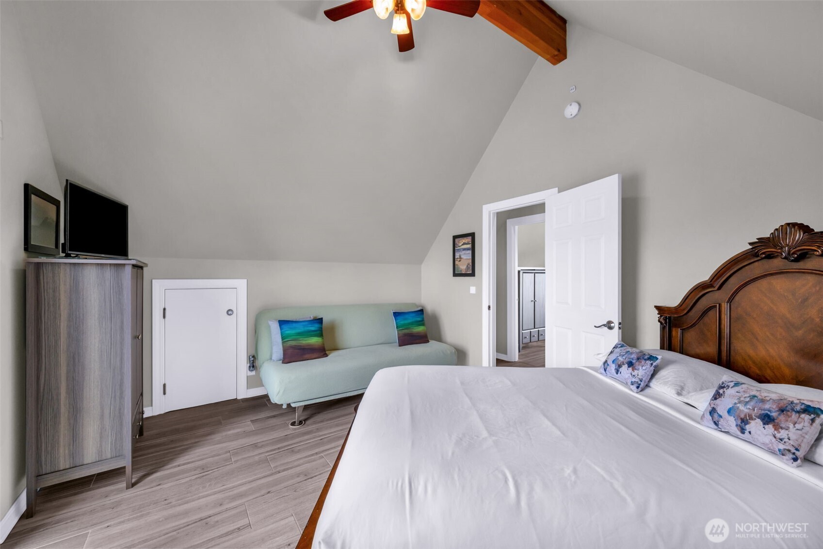 9 Darien Lane Property Photo 25