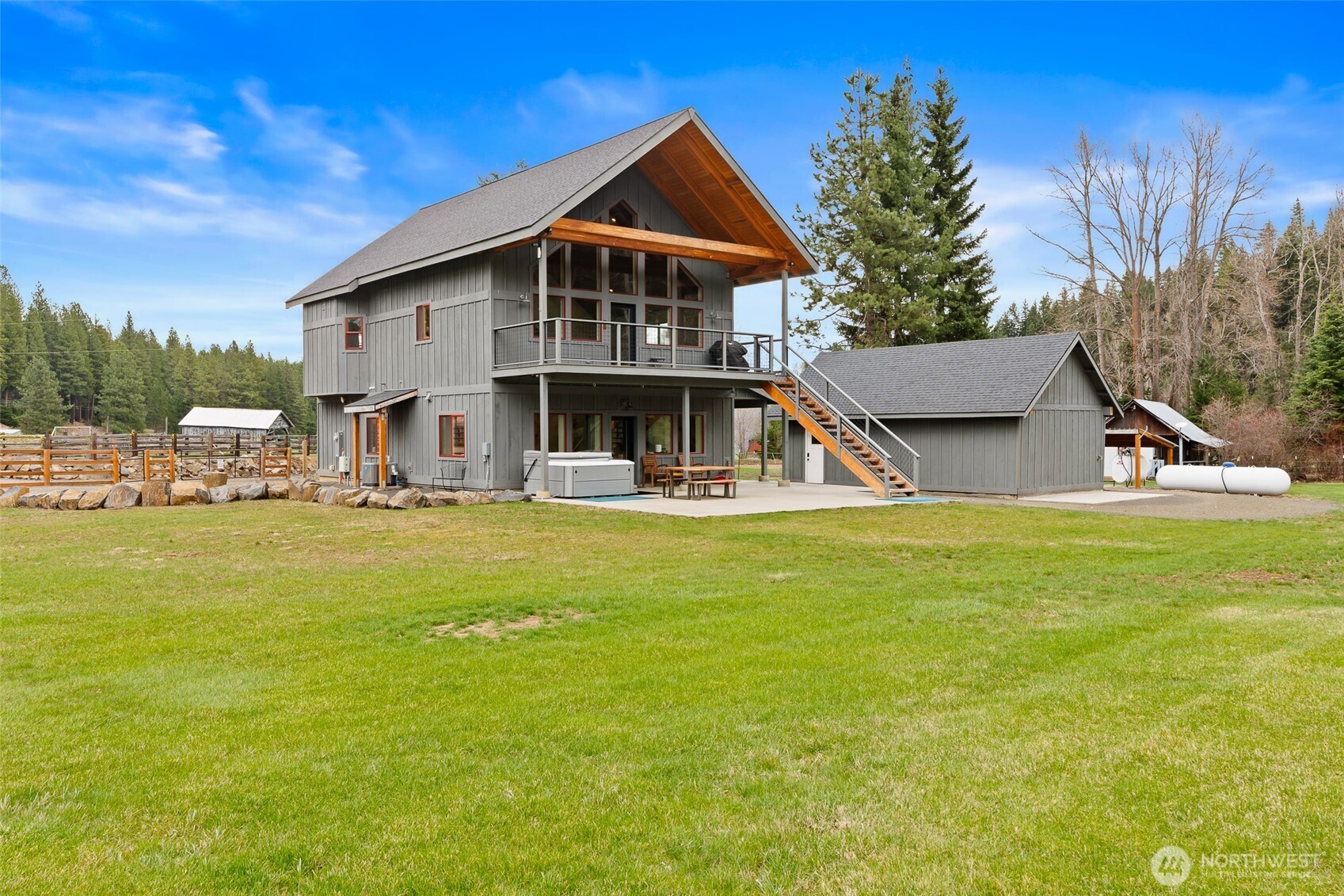 161 Middle Fork Lane Property Photo 3