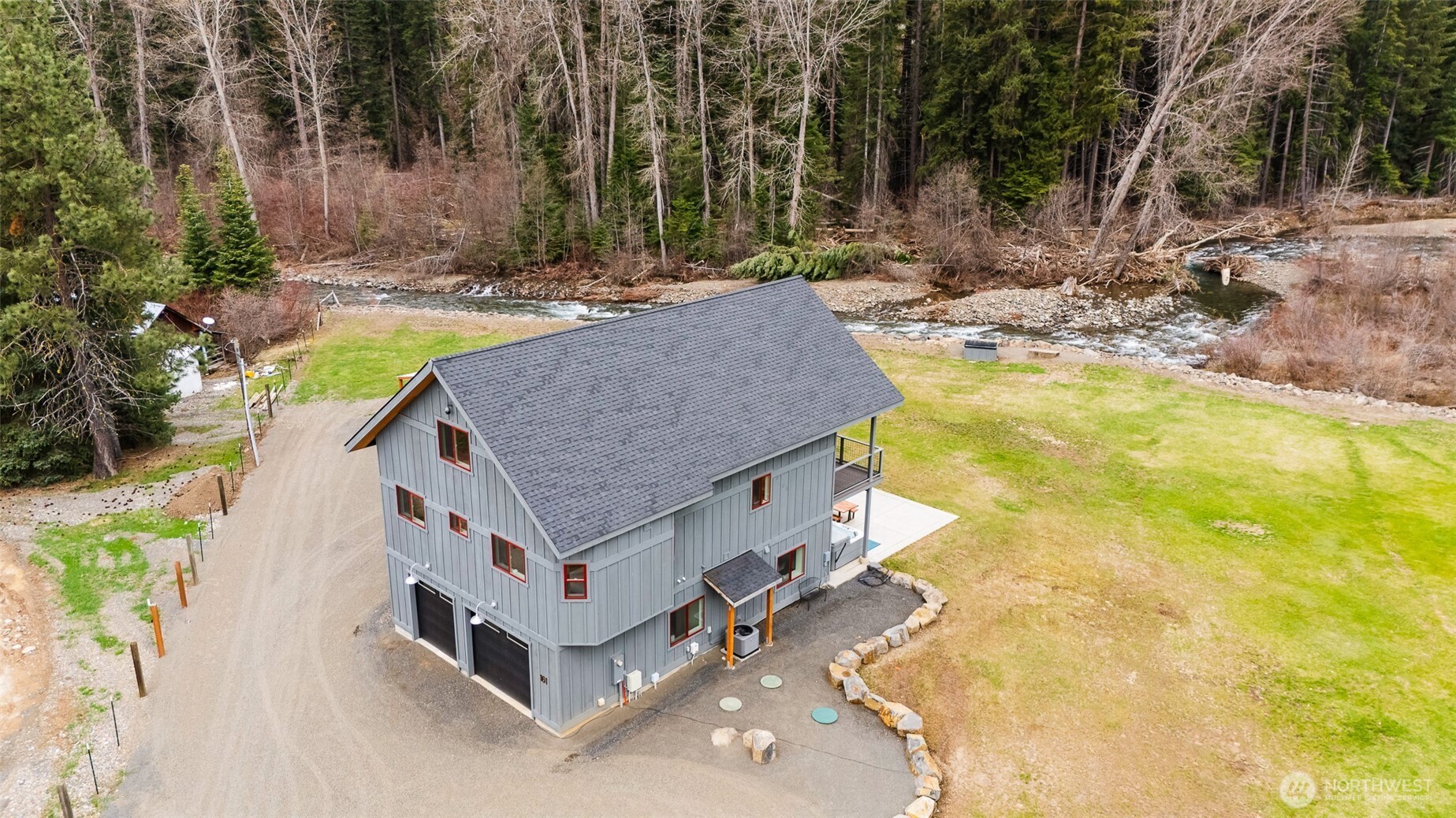 161 Middle Fork Lane Property Photo 34