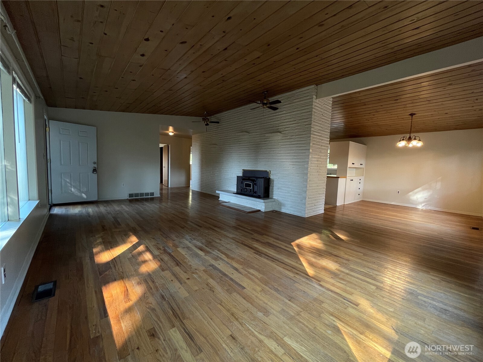 4030 Factoria Boulevard Property Photo 10