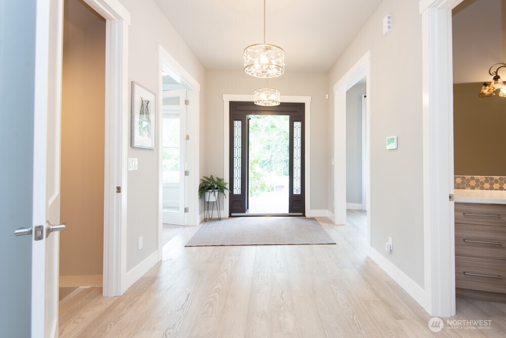 1808 104th Avenue Property Photo 2