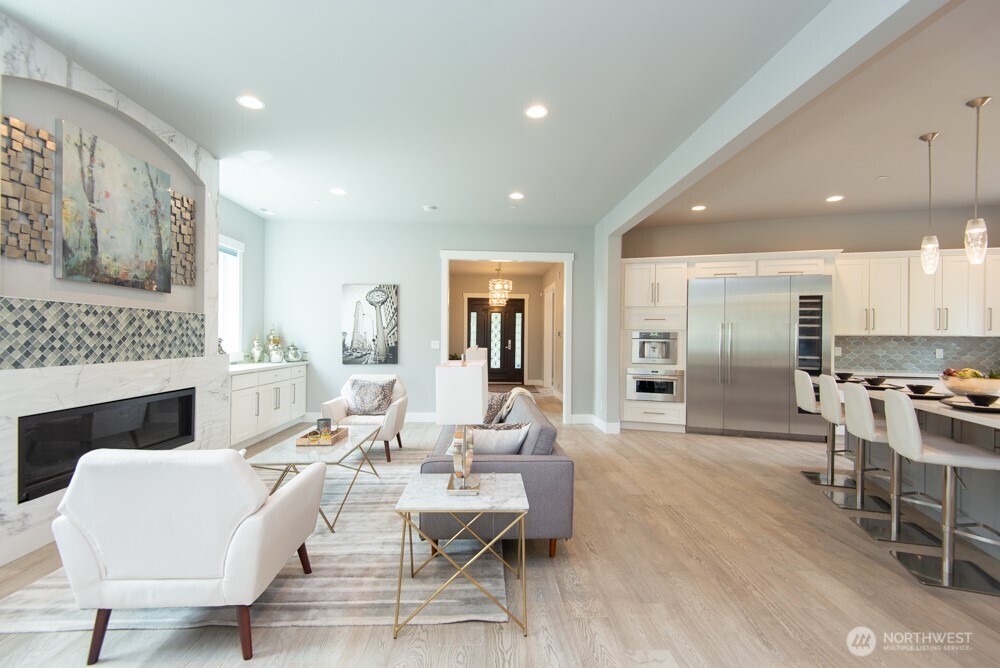 1808 104th Avenue Property Photo 3