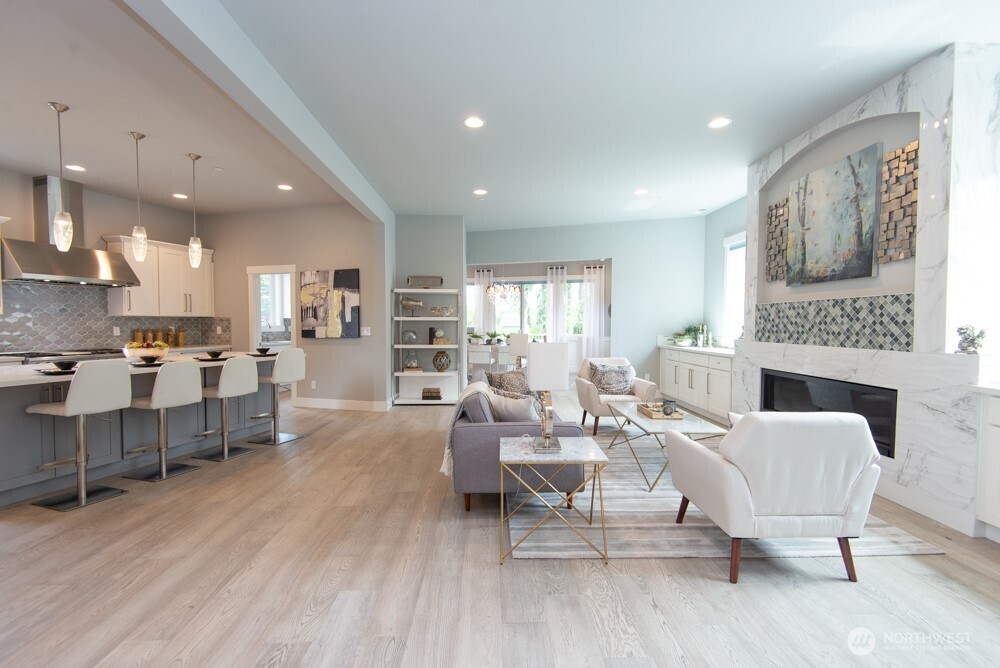 1808 104th Avenue Property Photo 4