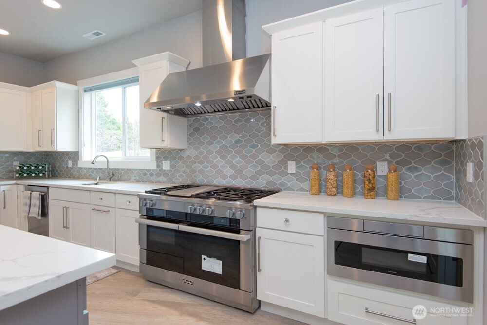 1808 104th Avenue Property Photo 7