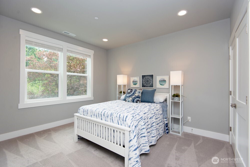 1808 104th Avenue Property Photo 15