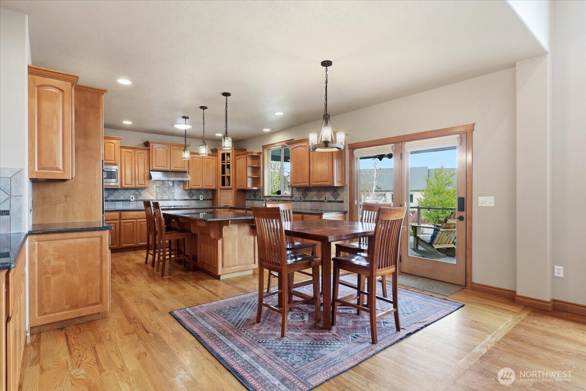 2309 S Morningside Heights Drive Property Photo 11