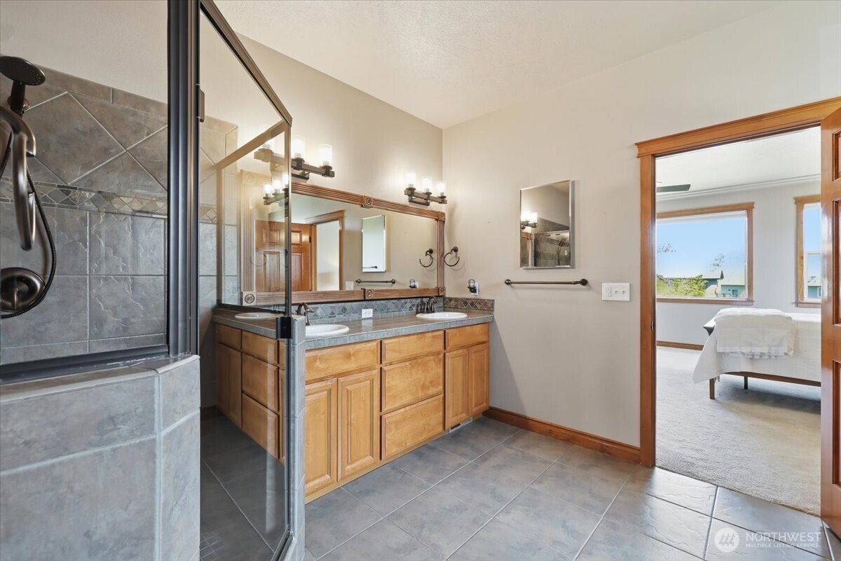 2309 S Morningside Heights Drive Property Photo 19