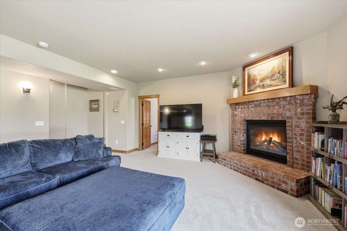 2309 S Morningside Heights Drive Property Photo 25