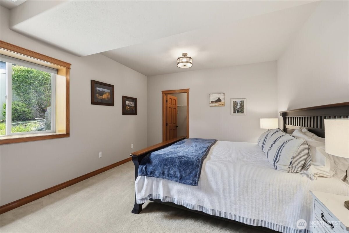 2309 S Morningside Heights Drive Property Photo 30