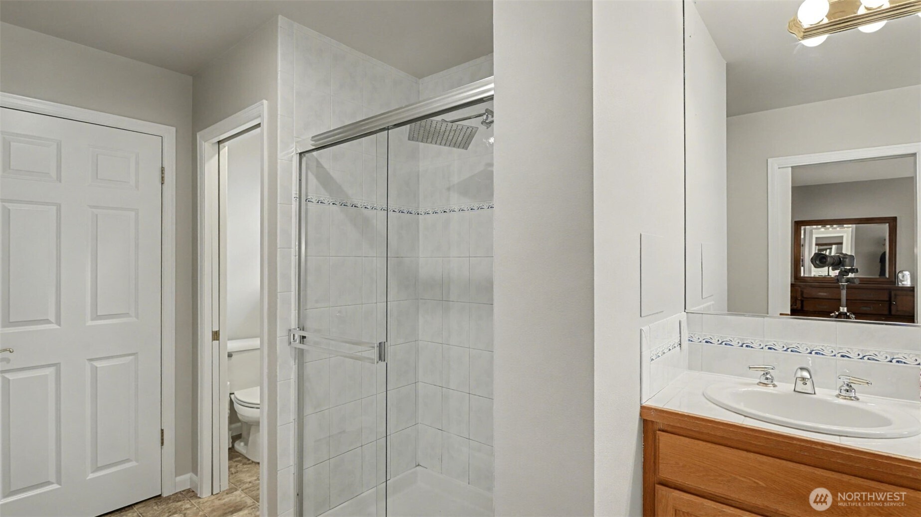 18637 172nd Place Property Photo 28