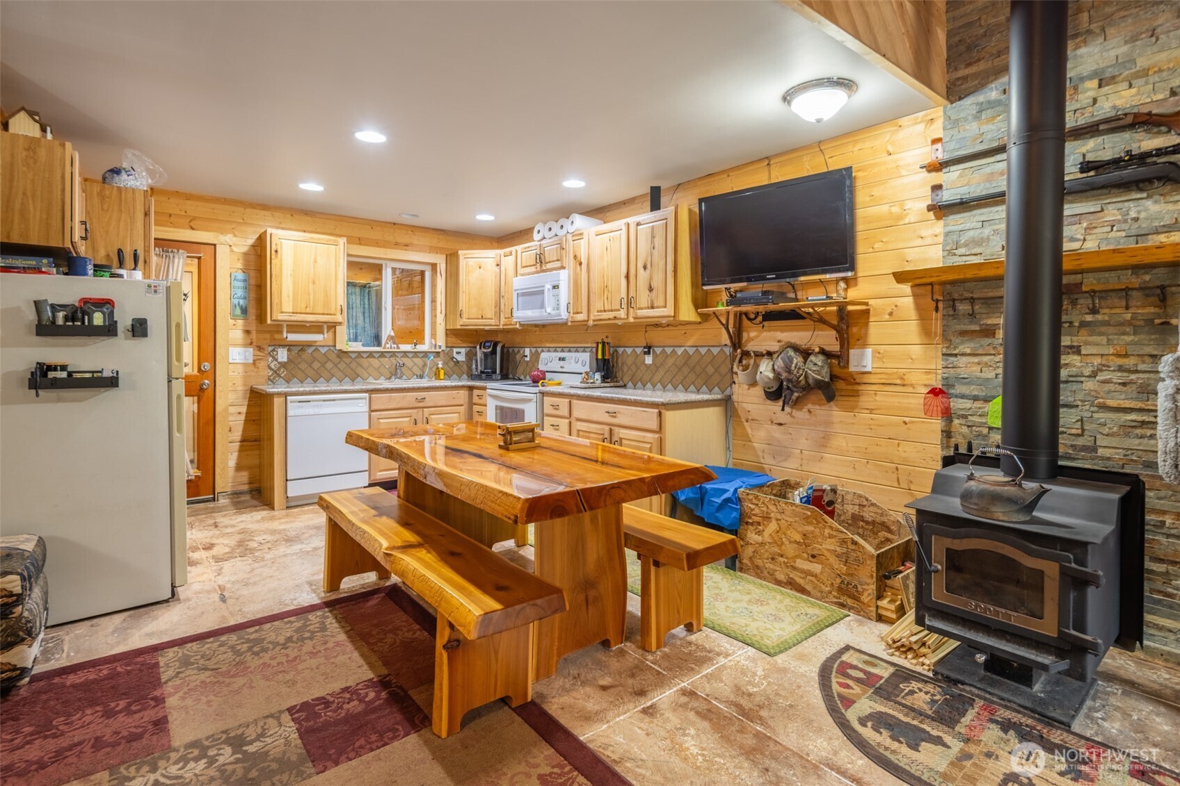 1850 Timber Mountain Loop Property Photo 3