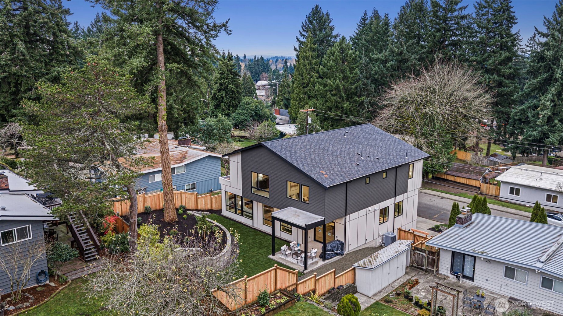 14 158th Place Property Photo 37
