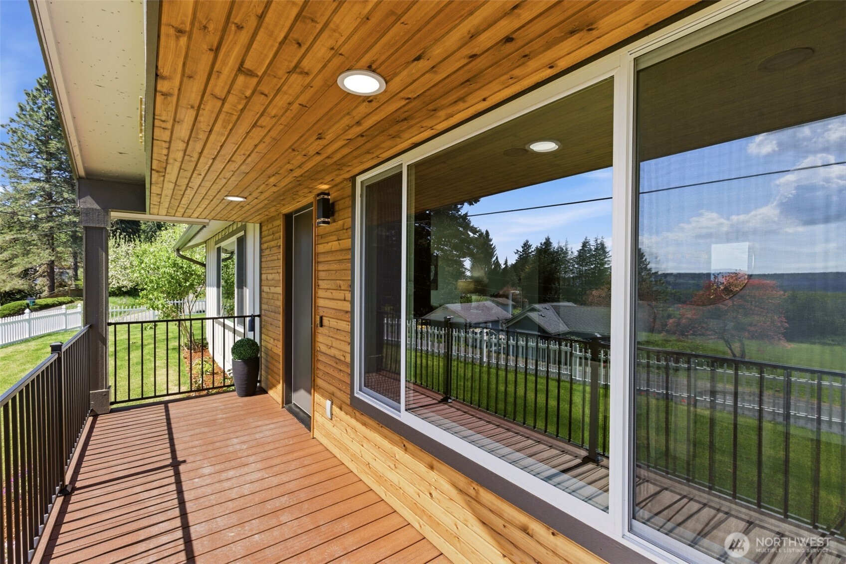 12307 53rd Street Ct Property Photo 6