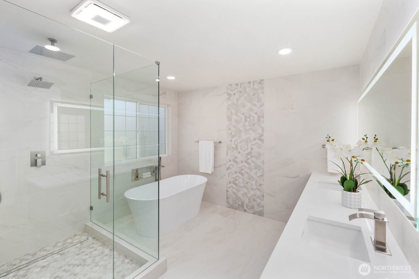 902 18th Street Property Photo 19