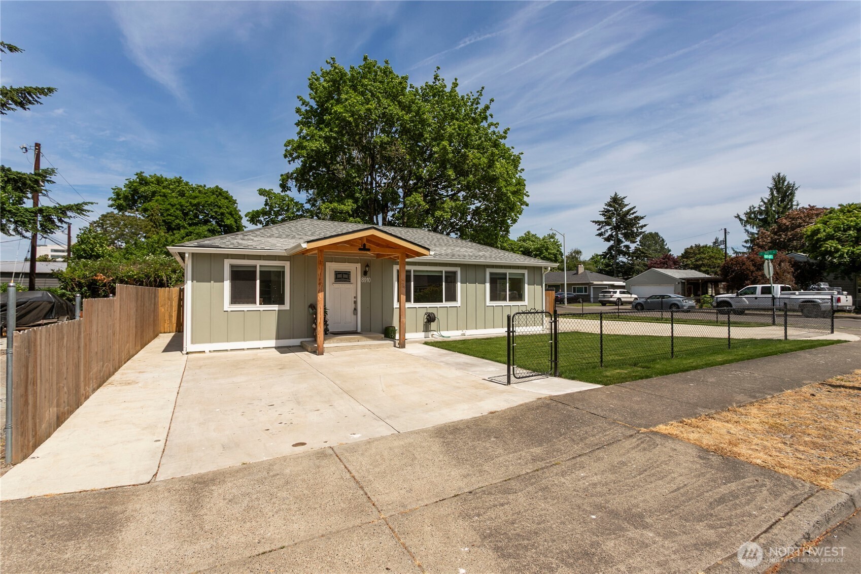 8910 Se Northgate Avenue Property Photo 2
