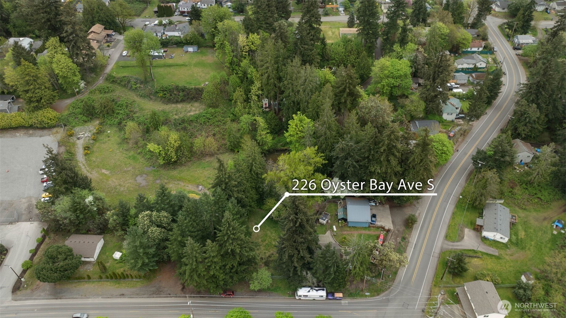 226 S Oyster Bay Ave Property Photo 13