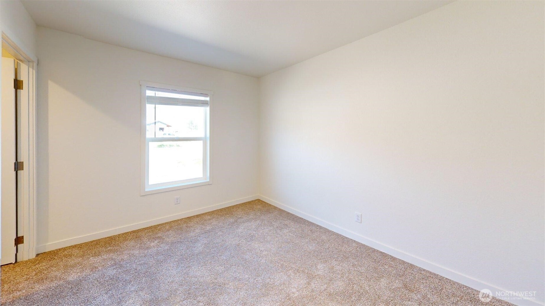 6 Nomak Property Photo 10