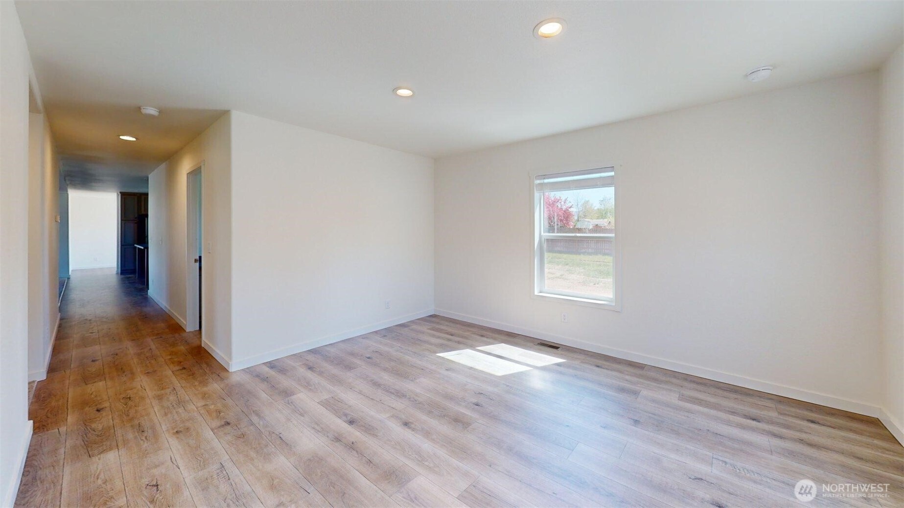 6 Nomak Property Photo 12