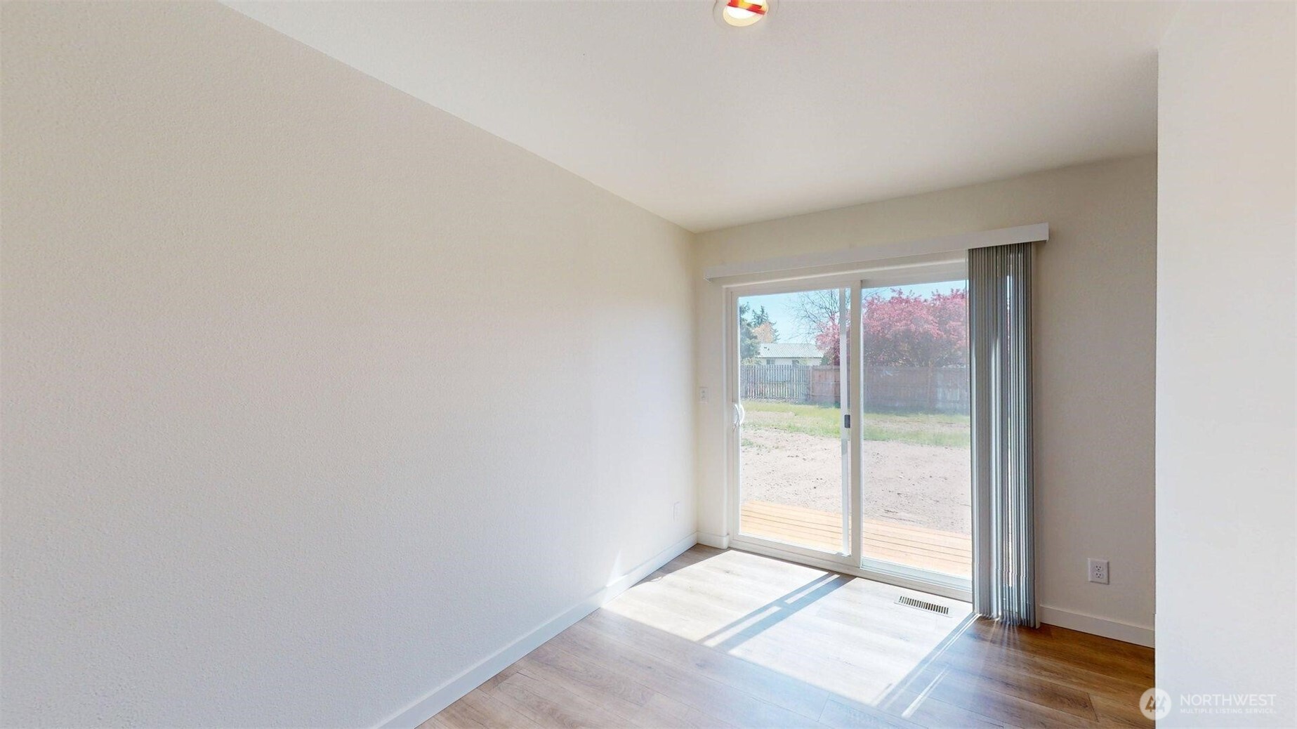 6 Nomak Property Photo 18
