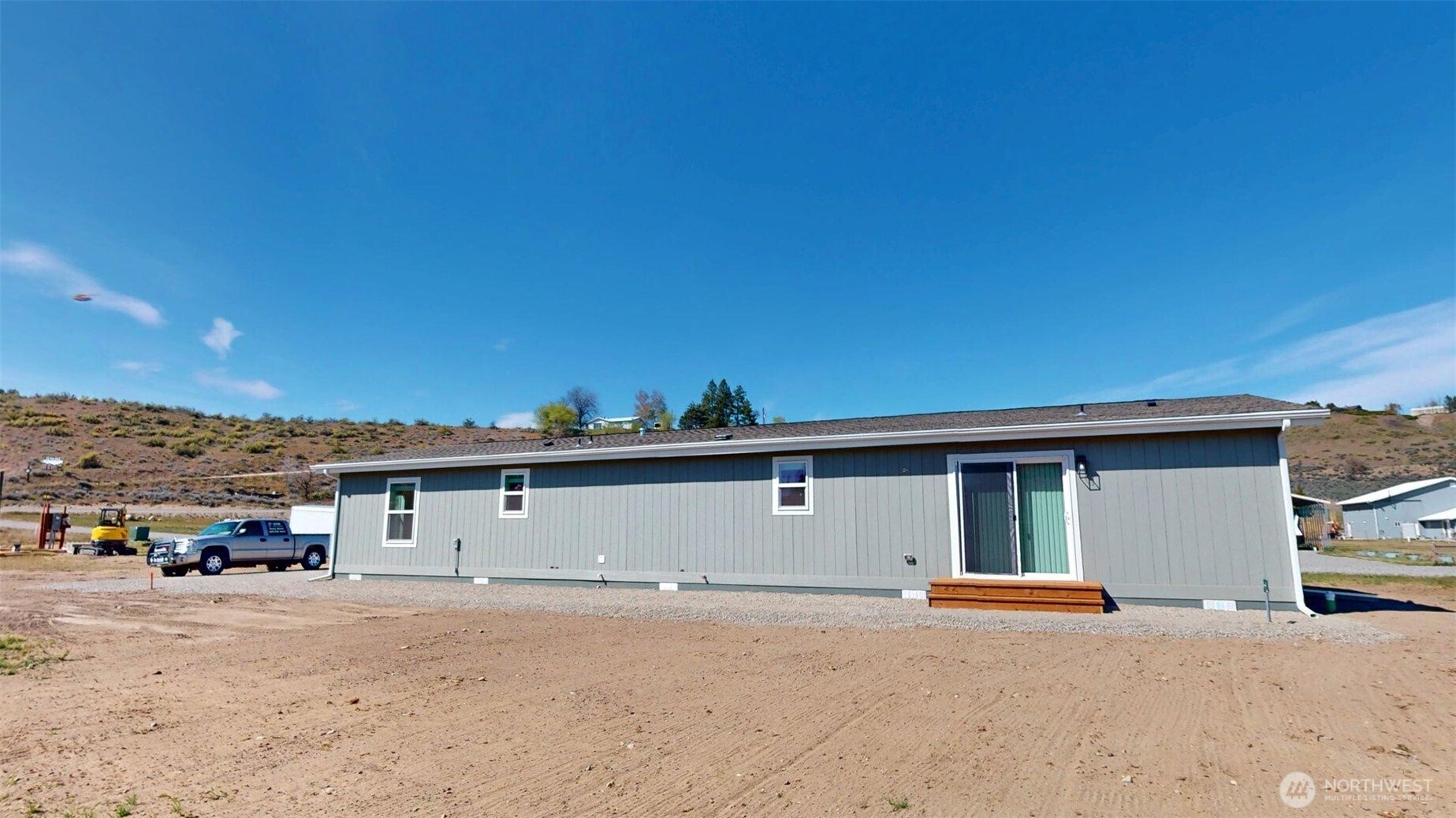6 Nomak Property Photo 22