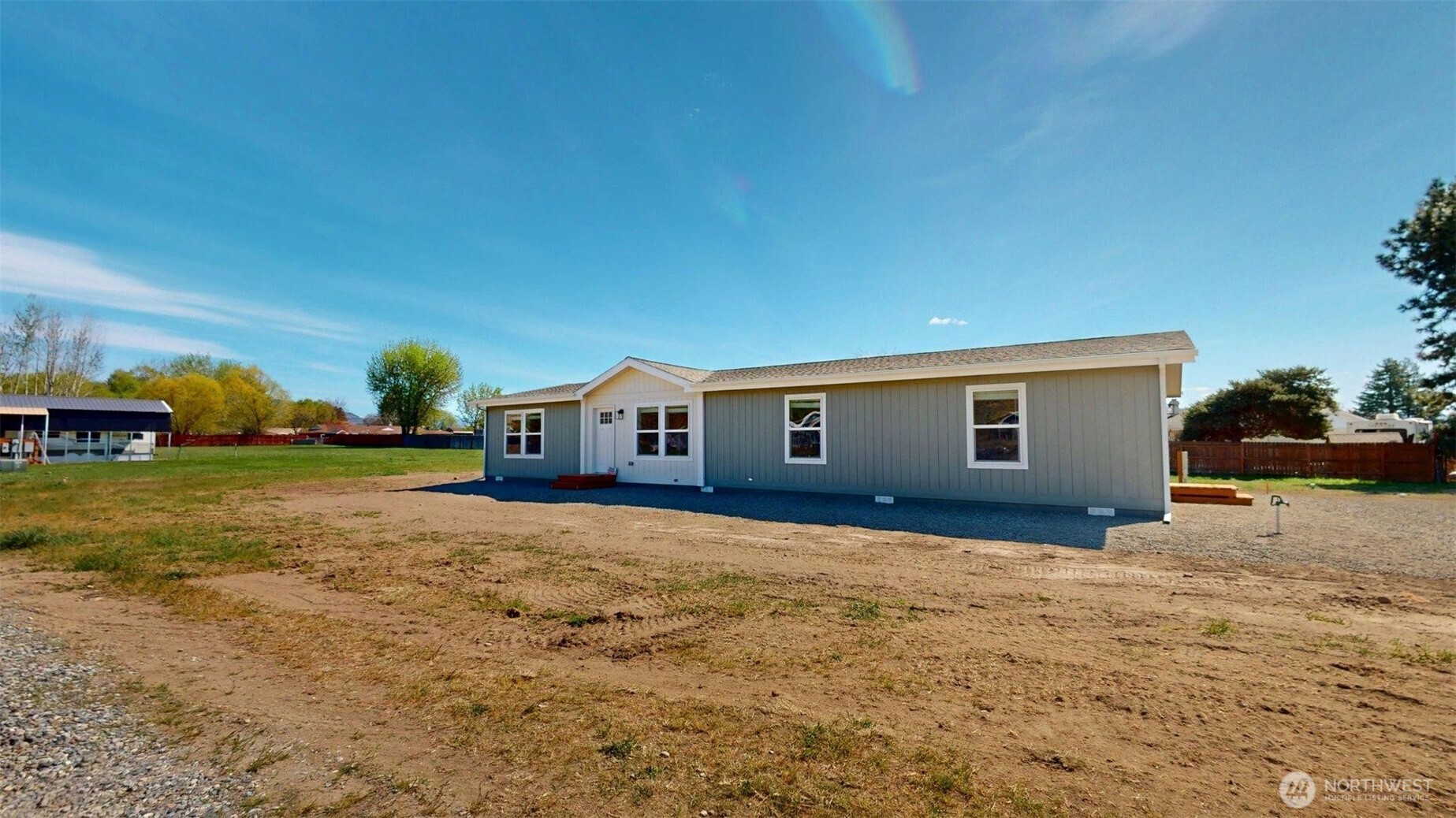 6 Nomak Property Photo 27