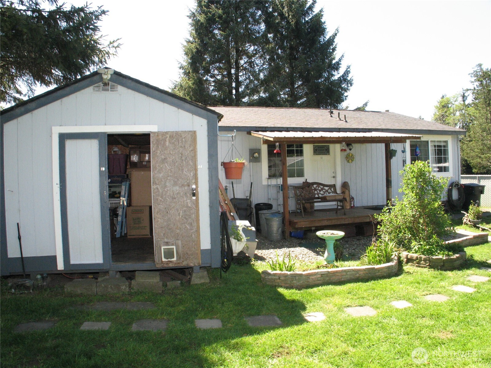 24703 Ash Place Property Photo 13