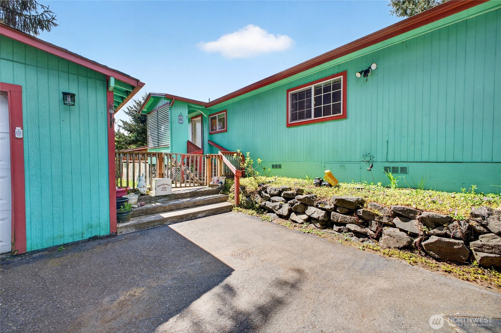 22222 133rd Street Property Photo 4